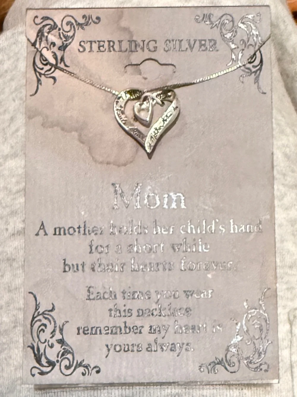 Vintage sterling silver ‘ Inspirational Mom' Heart Pendant Necklace